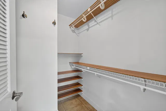Unit 308 photo 26