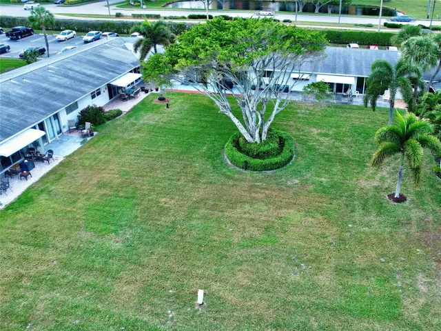 Unit 111 photo 13