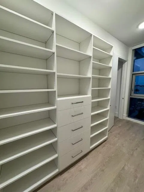Nautilus 220 Unit 503 photo 24