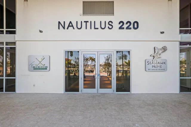 Nautilus 220 Unit 503 photo 68