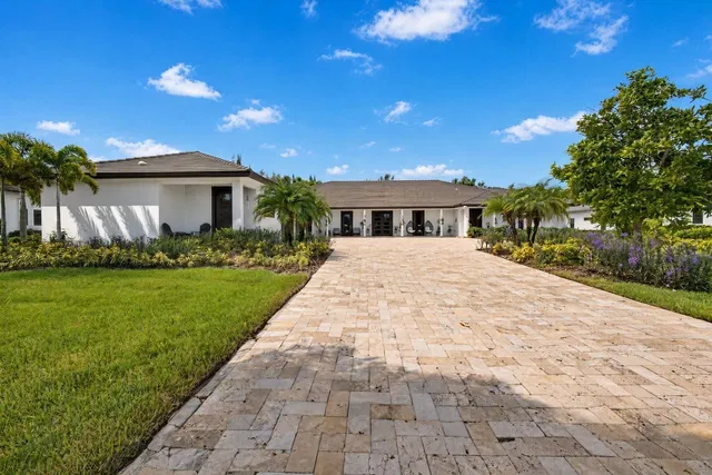  Residence photo 14