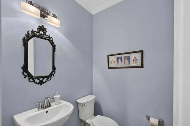  Residence photo 81