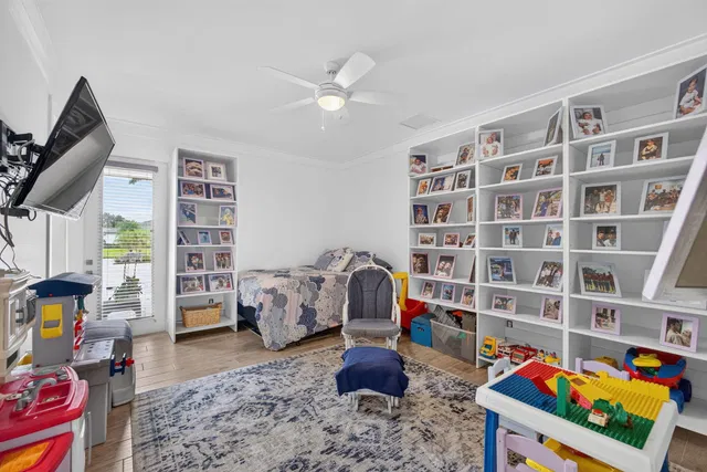  Residence photo 82
