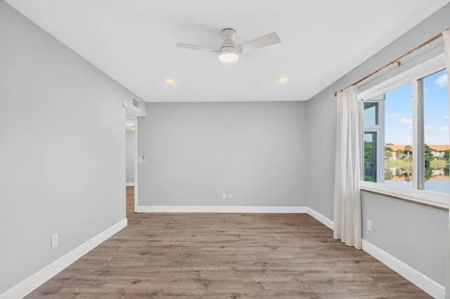  Residence photo 20