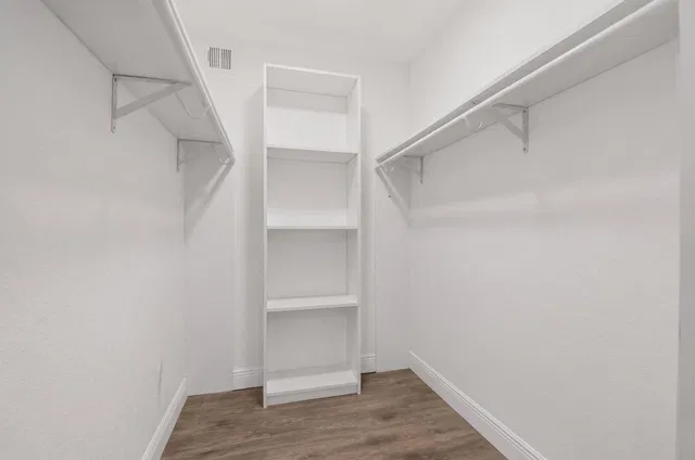  Residence photo 24