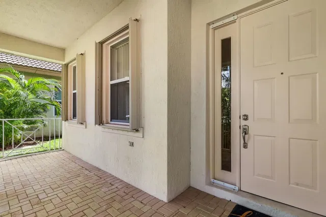 Residence photo 6