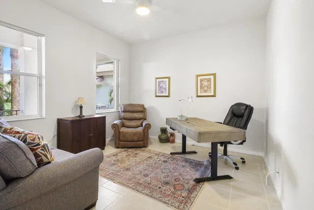 Residence photo 7