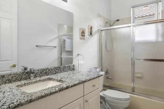 Residence photo 29