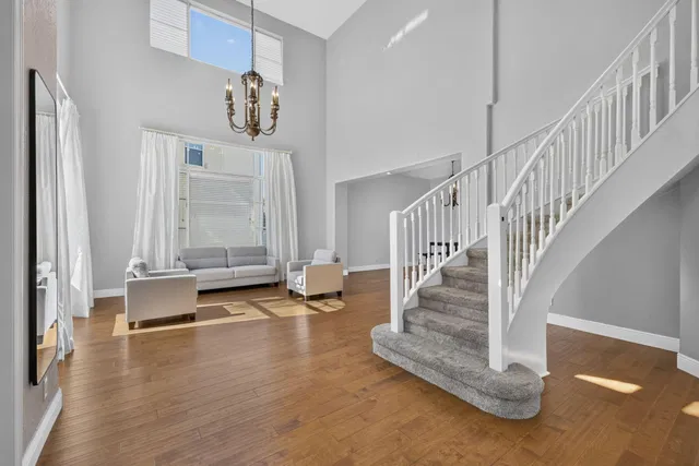  Residence photo 11