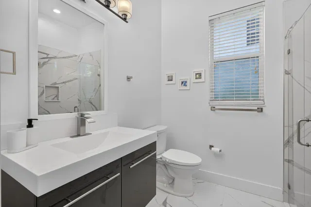  Residence photo 35