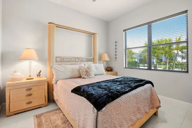 Residence photo 8