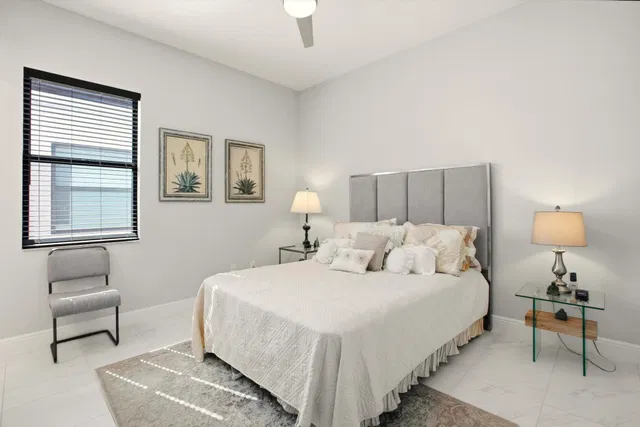 Residence photo 11