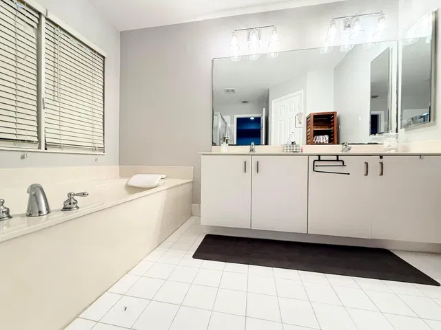 Residence photo 27