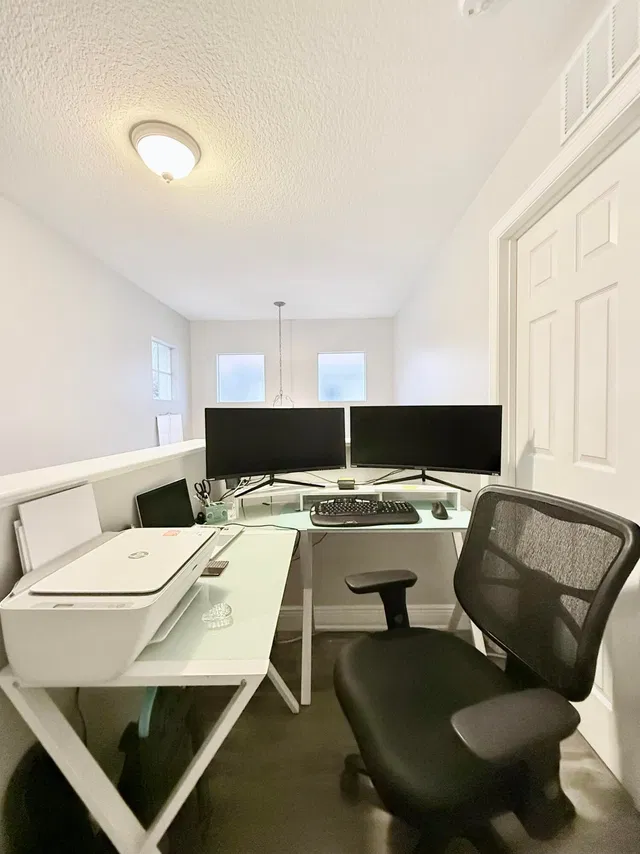 Residence photo 30