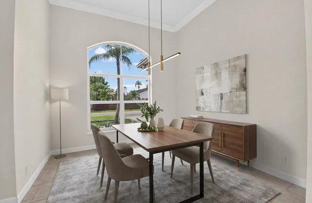 Residence photo 5