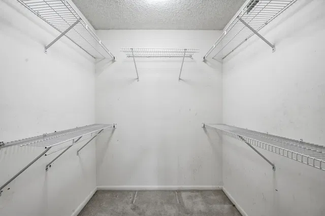 Unit 301 photo 18