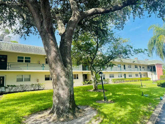 Residence photo 9
