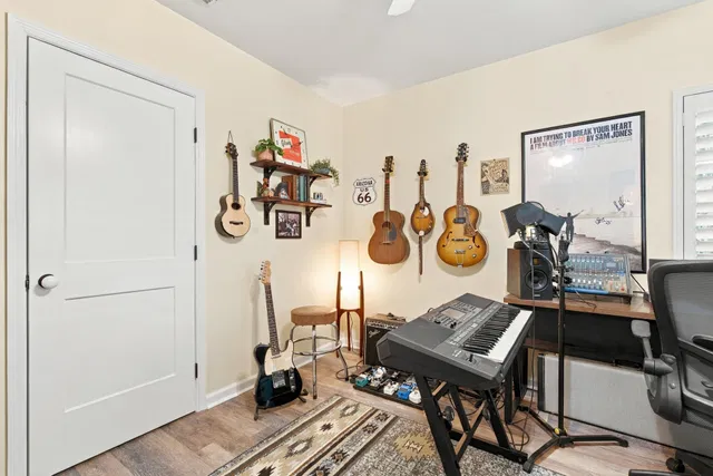  Residence photo 18