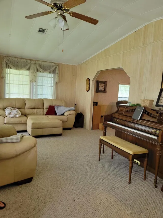 Residence photo 6