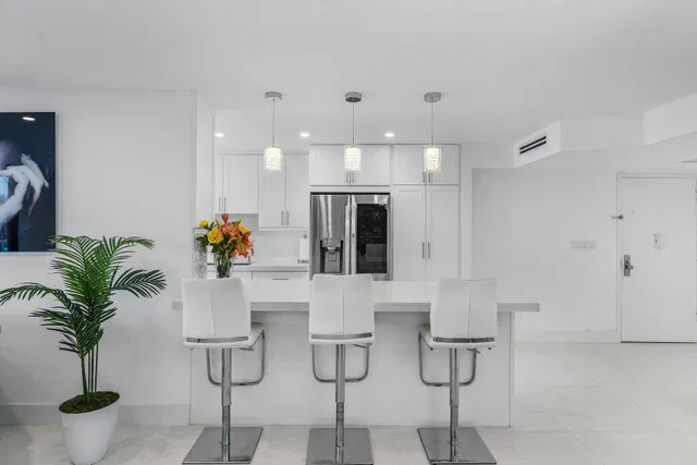 2860 S Ocean Palm Beach Unit Unit 512 photo 4
