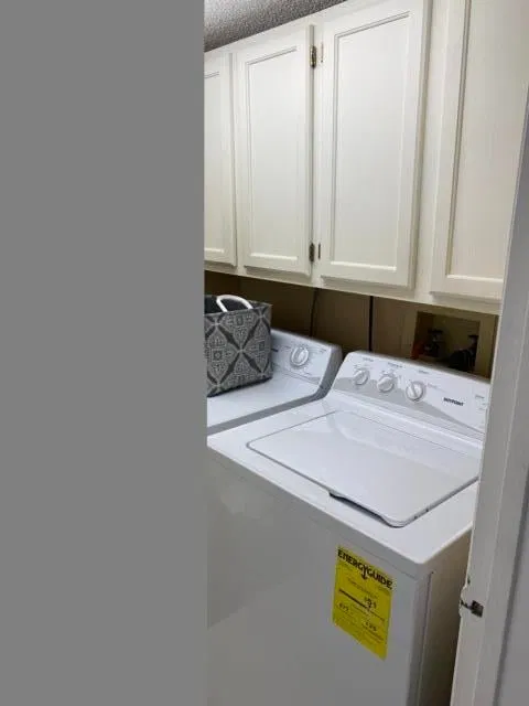 Unit 805 photo 30