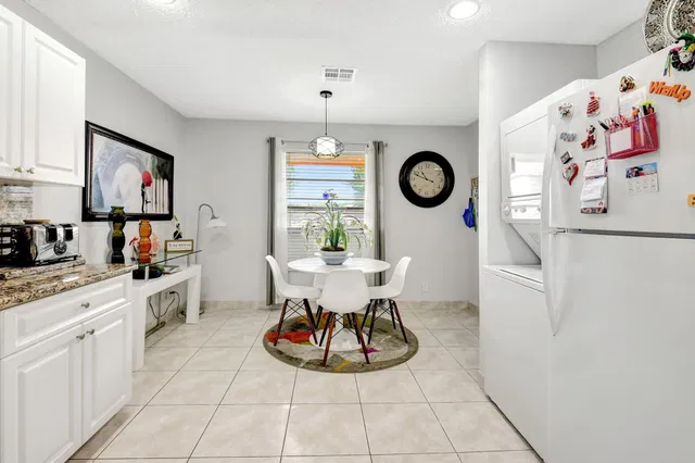  Unit 203 photo 27