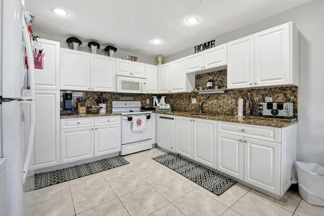  Unit 203 photo 34