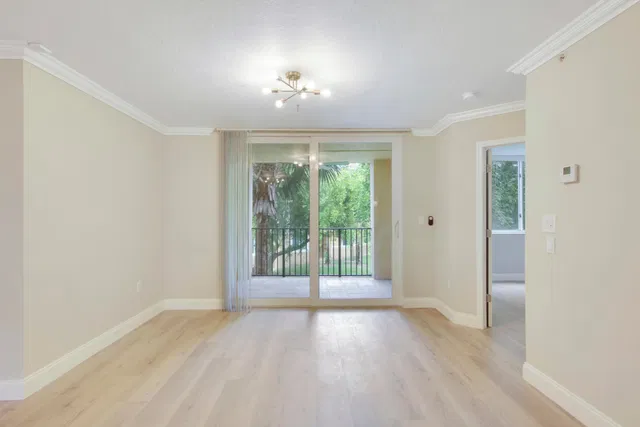 Unit 205 photo 21