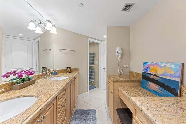 Singer Island Unit 3N photo 18