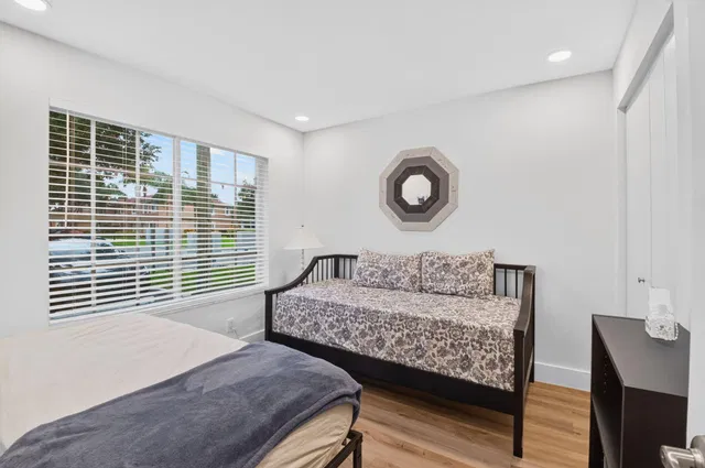 Residence photo 20
