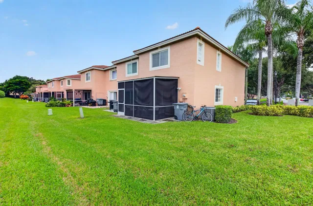 Residence photo 38
