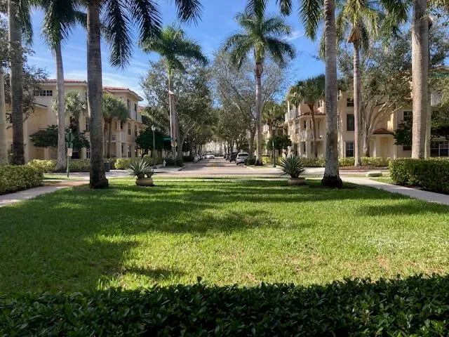  Unit 11 photo 21