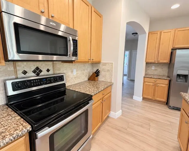 Residence photo 6