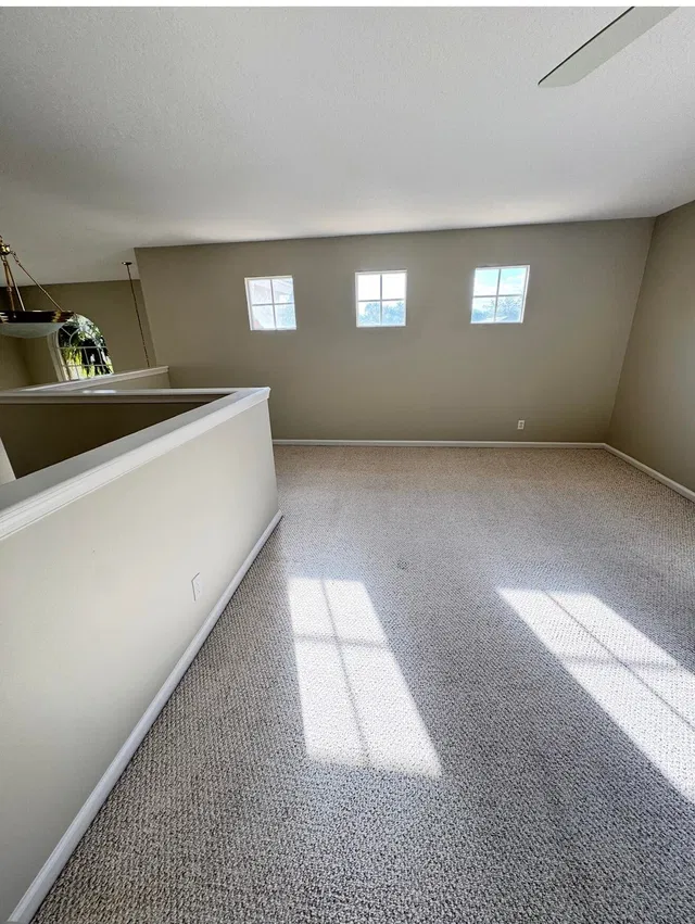 Residence photo 12