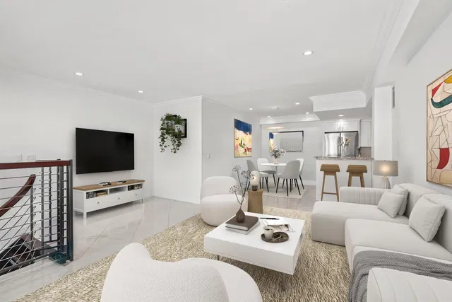 In-Town Palm Beach Unit 204 photo 2