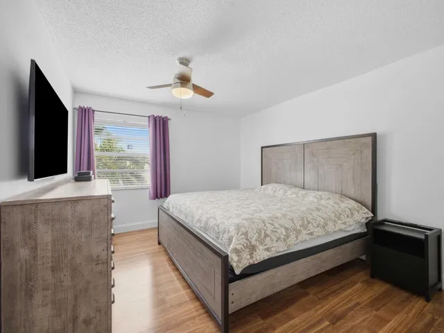  Unit 461 photo 15