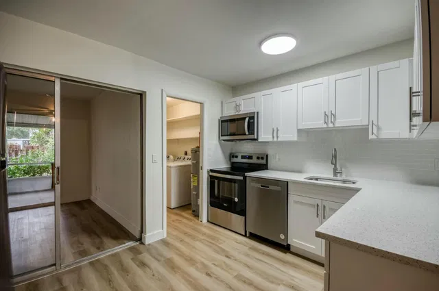 Residence photo 2