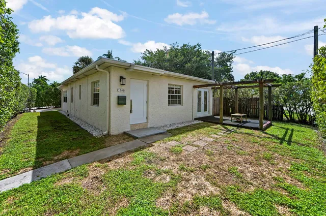 West Palm Beach Residence photo 6