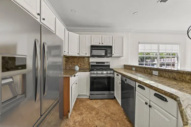 West Palm Beach Residence photo 14