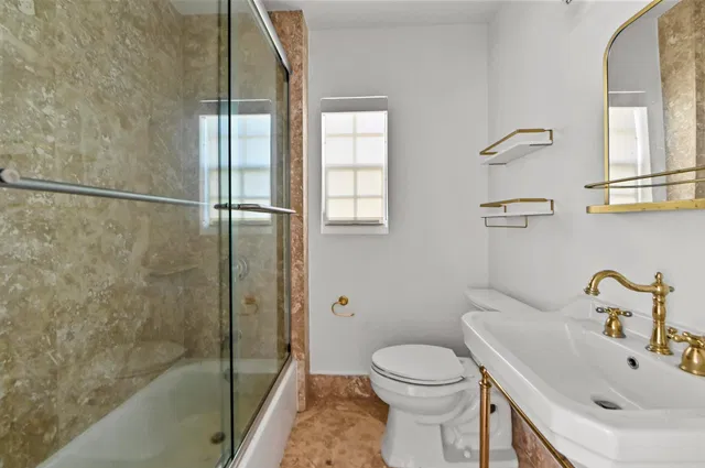 West Palm Beach Residence photo 18