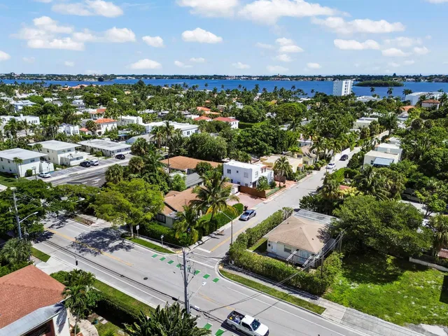 West Palm Beach Residence photo 32
