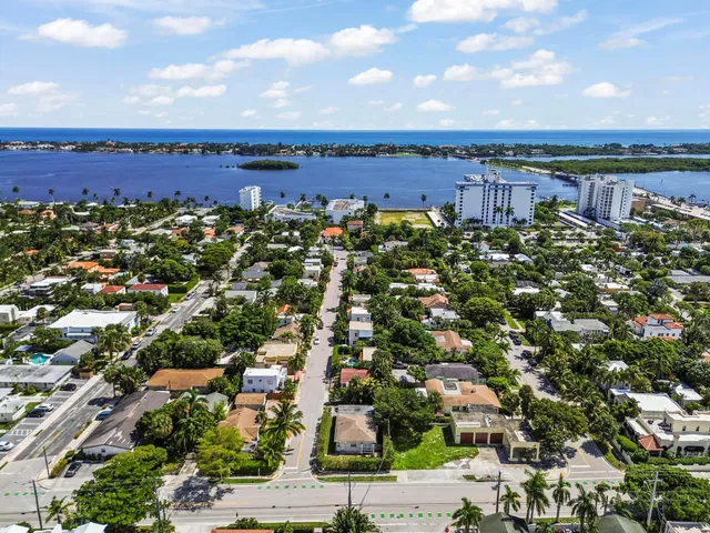 West Palm Beach Residence photo 33
