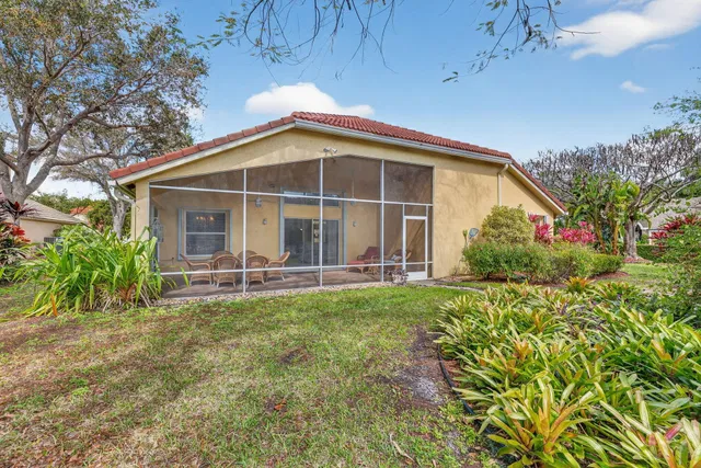 Residence photo 36