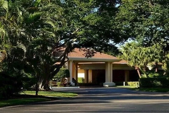 Residence photo 2