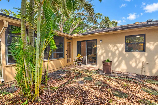 Residence photo 6