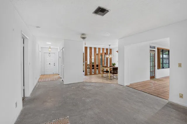 Residence photo 11