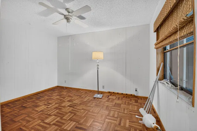 Residence photo 35