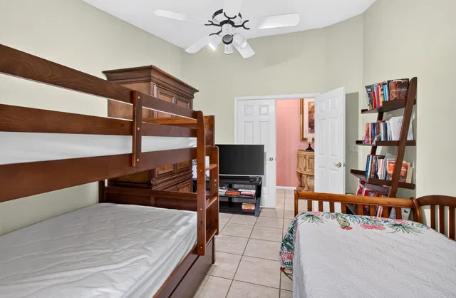  Residence photo 43