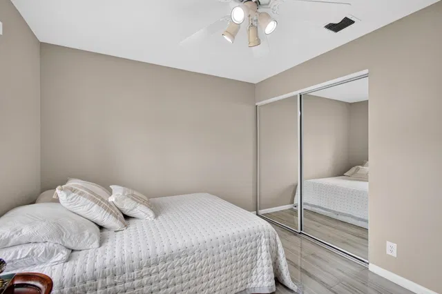  Residence photo 47