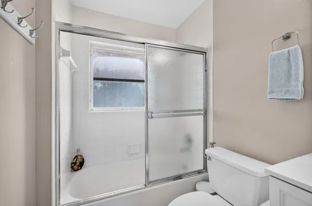  Residence photo 52